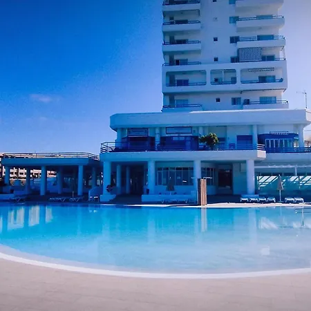Sunset, Ocean Views 214 Daire *